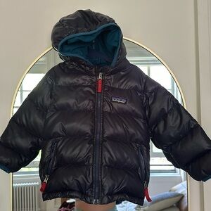 Excellent Patagonia 2T Navy Blue Puffer